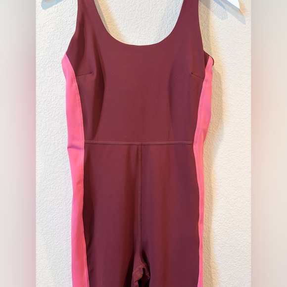 YITTY Women's Burgundy & Pink UltraLuxe Built-In Bra Active Onesie - M - Picture 2 of 7